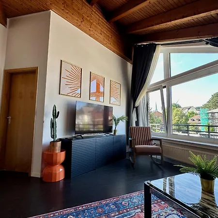 Orange Zebra 4p Mit Tiefgarage * Wetter (Ruhr)