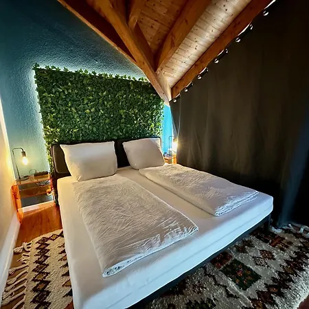 Orange Zebra 4p Mit Tiefgarage Apartmán *