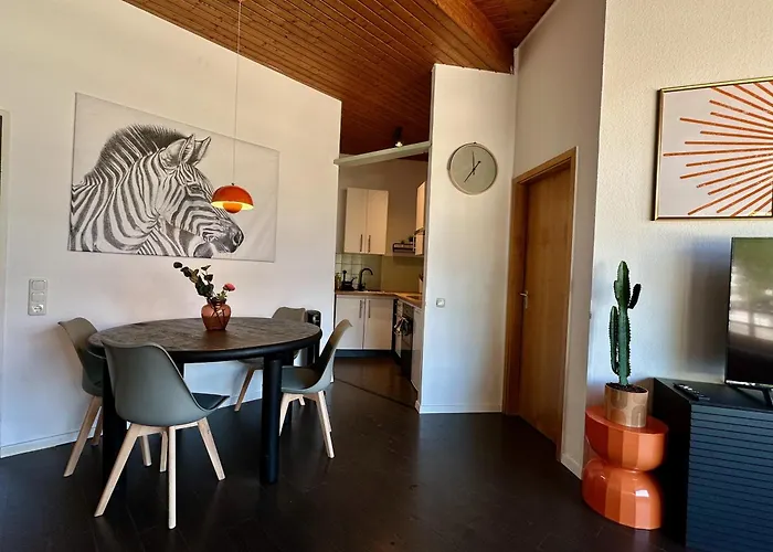 Orange Zebra 4p Mit Tiefgarage Appartement *